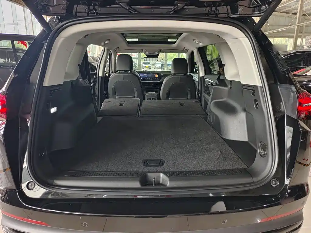 Buick Envision Plus 2024 2025 Enclave Plus 28T 2WD Platinum Edition