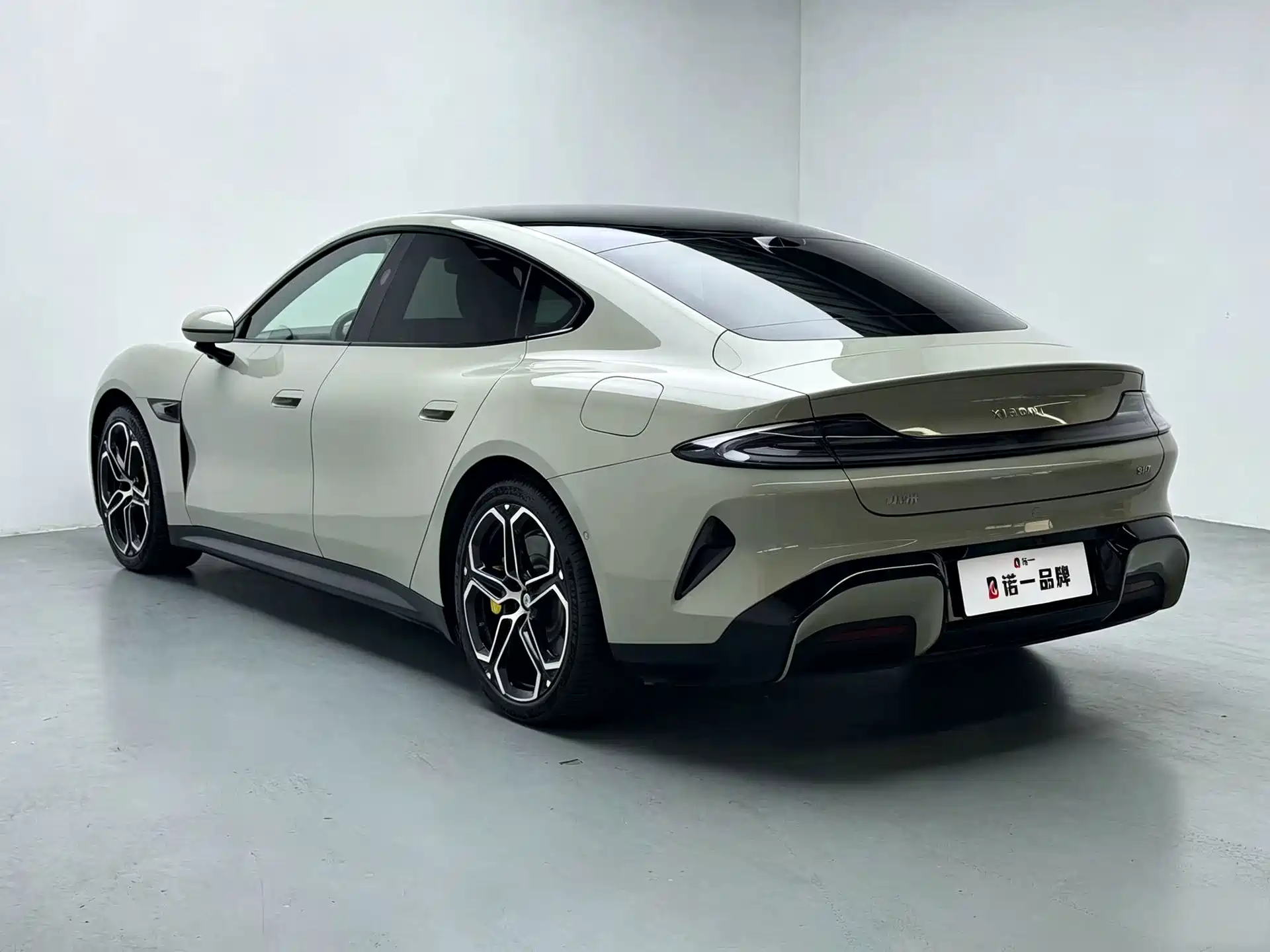 Фото 5 - Xiaomi SU7
