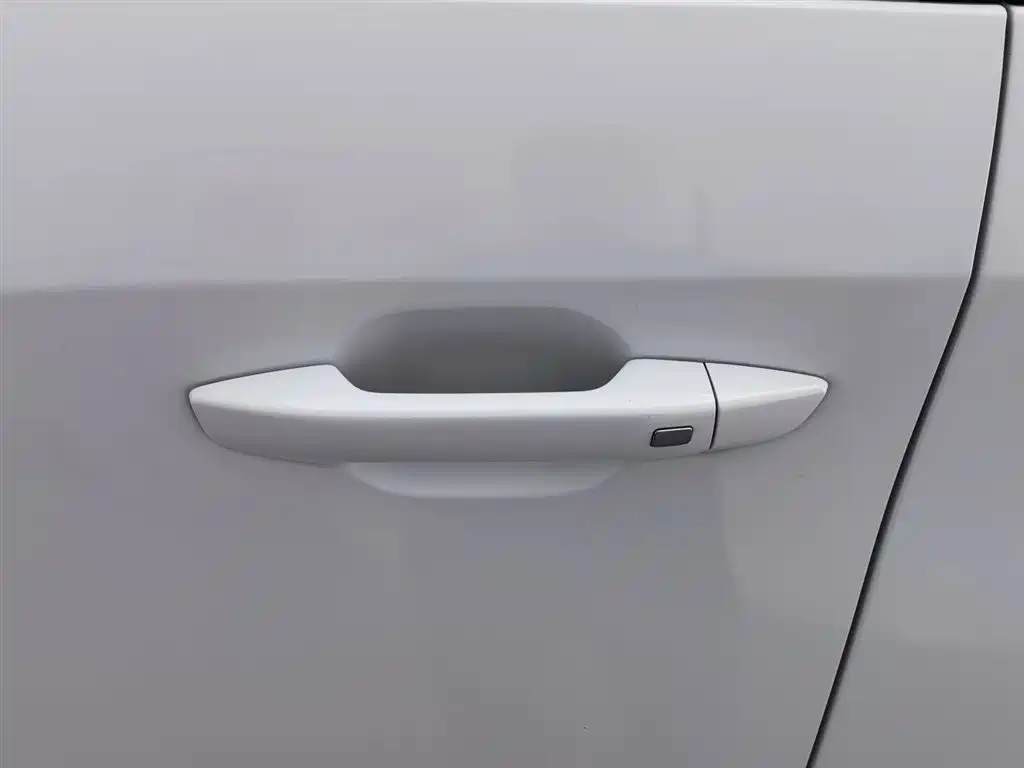 SAIC MAXUS CHASE G50