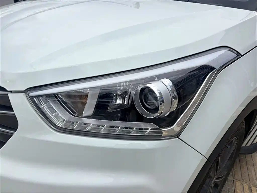Hyundai Beijing Hyundai ix25 2015 1.6L Automatic FWD Premium DLX фото 3
