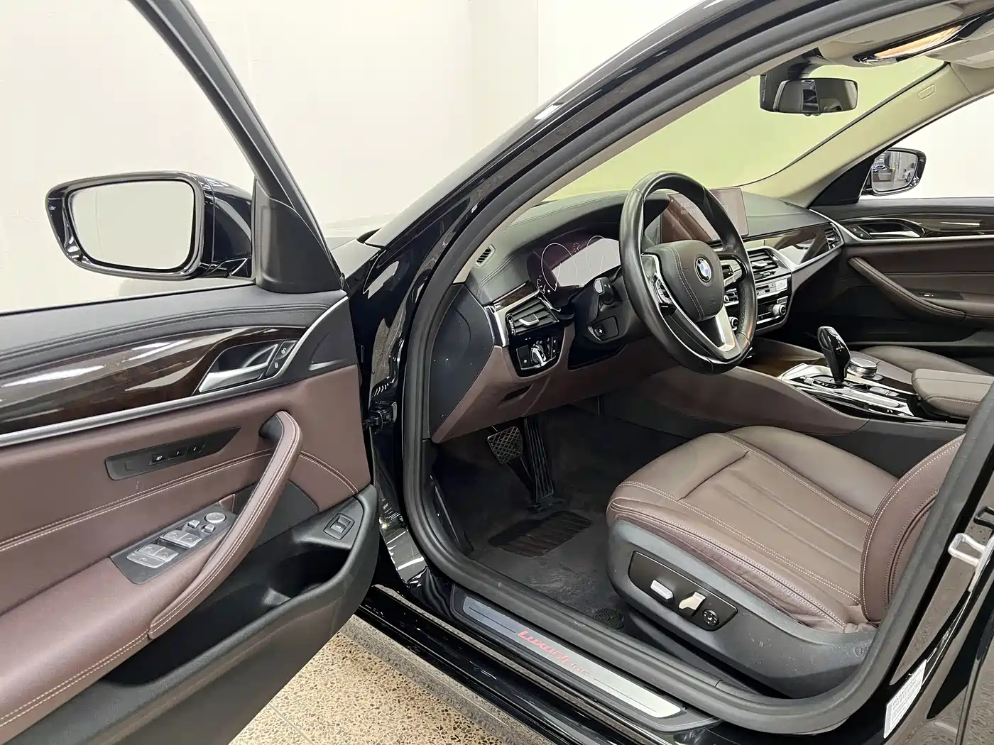 BMW 5 Series 2019 Facelift 525Li Luxury Package фото 8