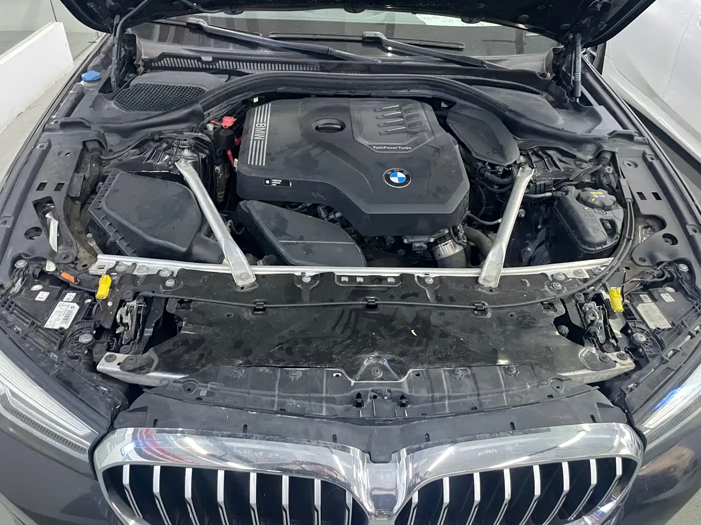 Фото 29 - BMW 5 Series