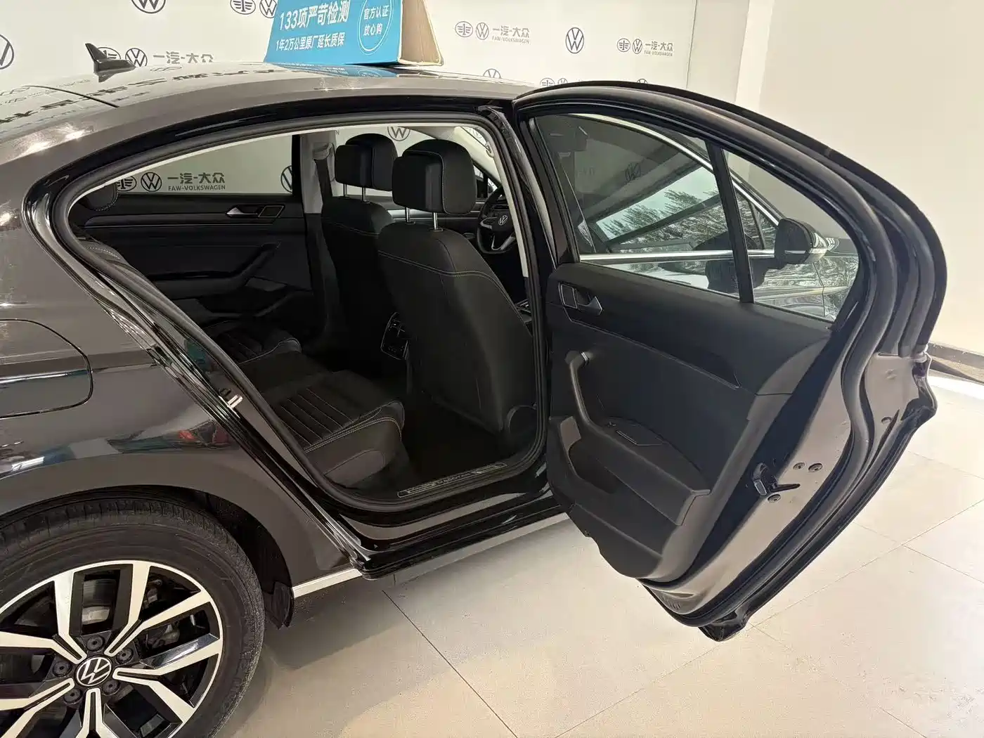 Volkswagen Magotan 2020 330TSI DSG Leading фото 6