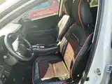 Photo 11 - Honda Vezel