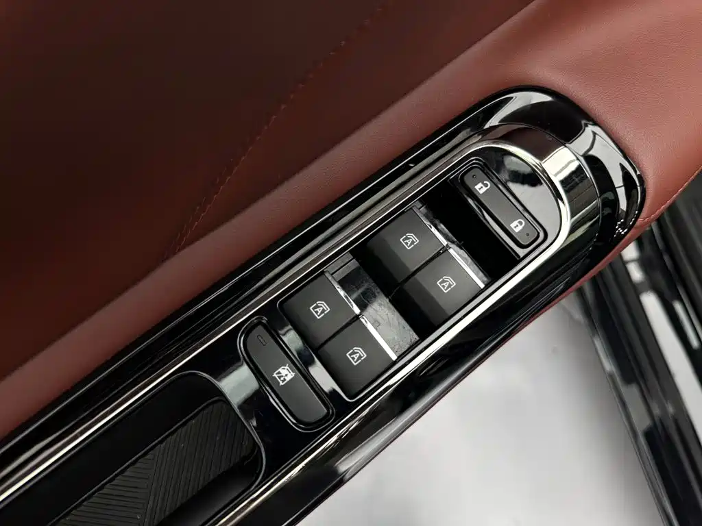 GAC Trumpchi Trumpchi E8 NEV 2026 2024 Model 150km MAX+