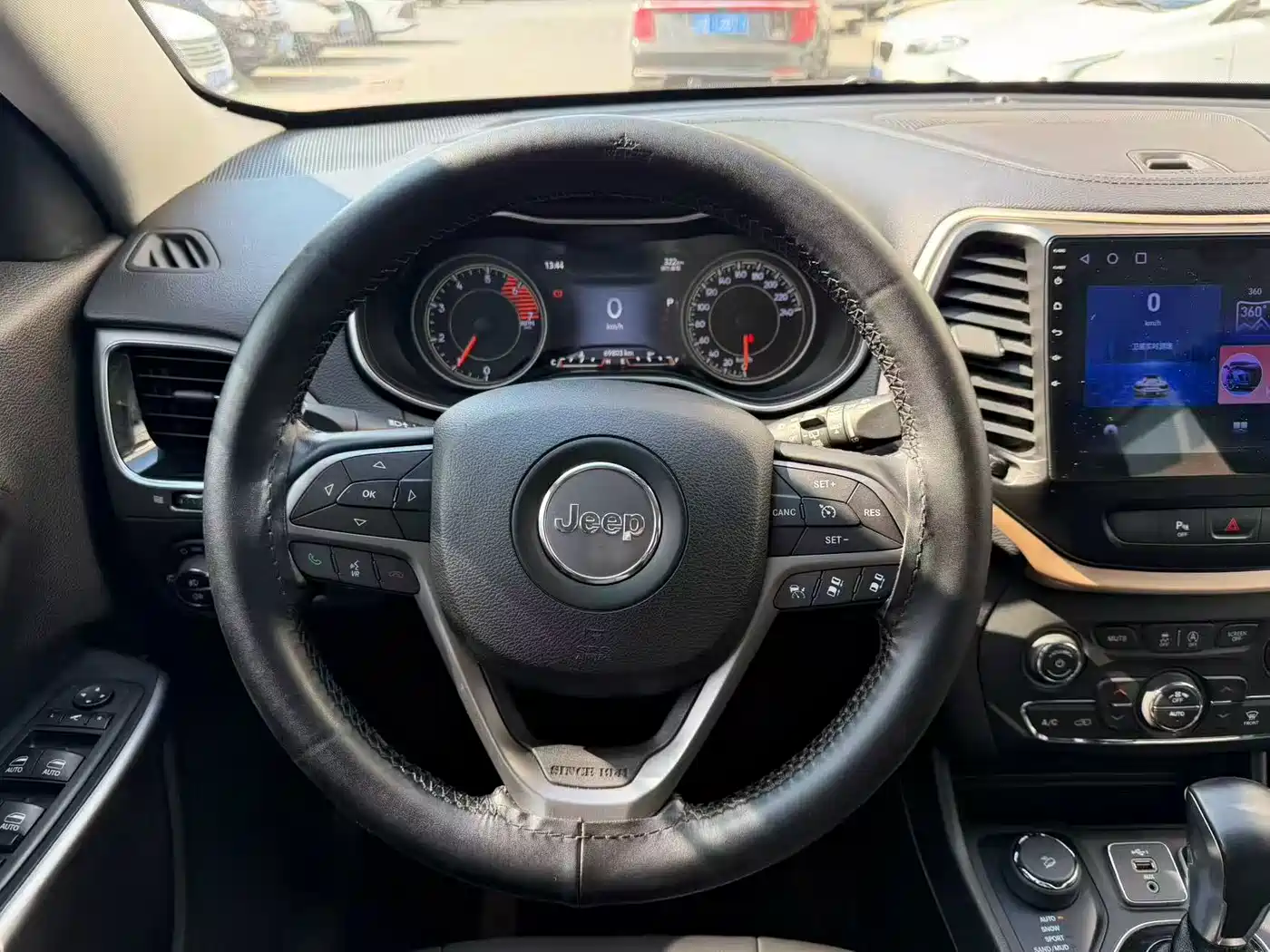 Jeep Cherokee 2019 2019 2.0T 4WD Adventure Edition China V