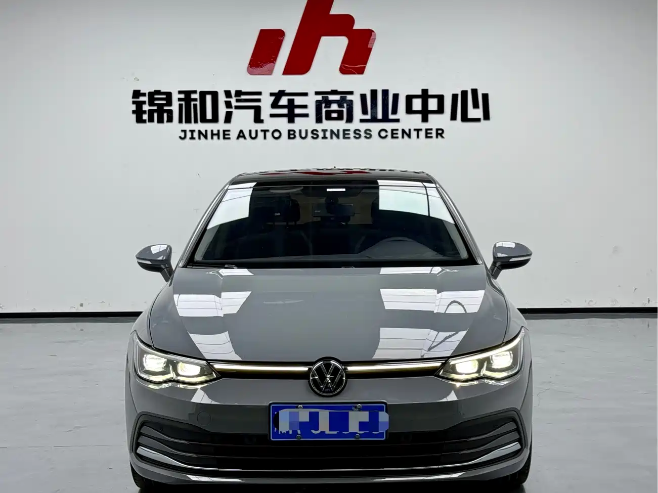 Volkswagen Golf 2023 280TSI DSG Pro фото 2