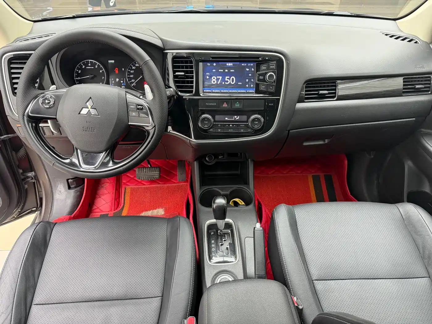 Mitsubishi Outlander (Import) 2016 2016 2.4L 4WD Elite 5-seater