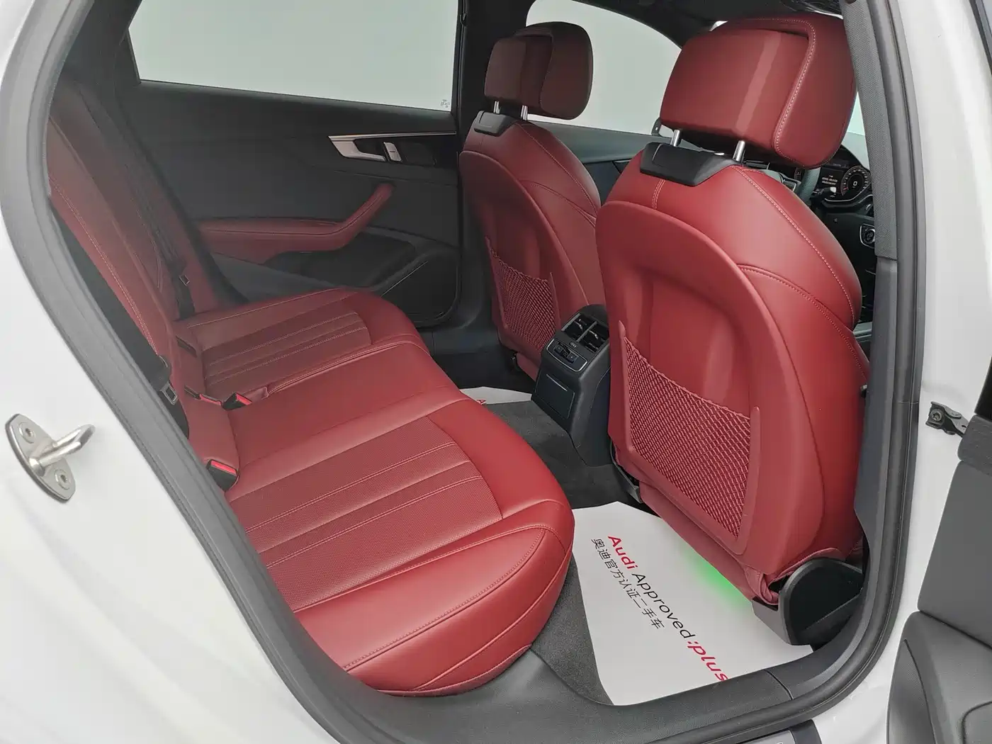 Audi A4L 2024 40 TFSI Luxury Dynamic фото 9