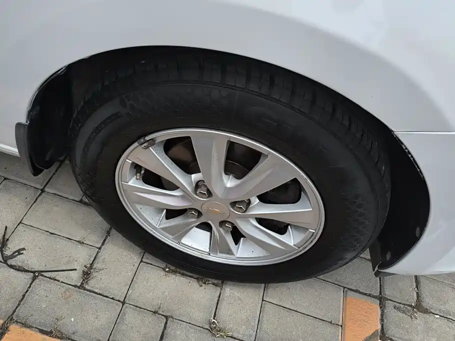 Chevrolet Sail 2018 2018 Sail 3 1.3L Manual Comfort Sunroof