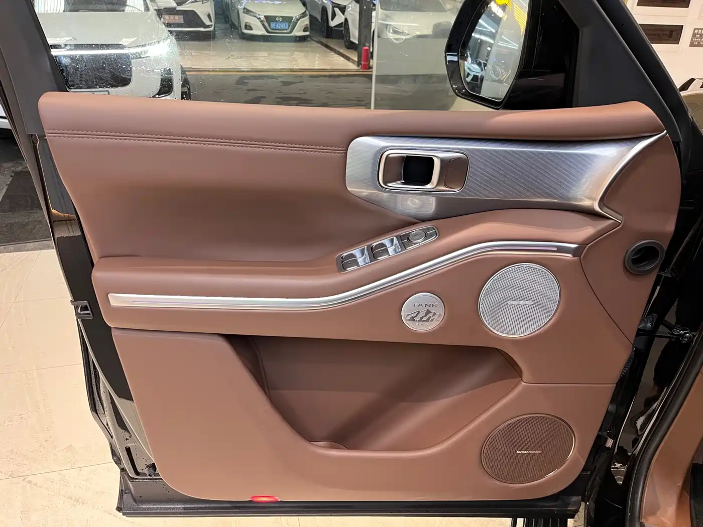 TANK TANK 700 NEW ENERGY