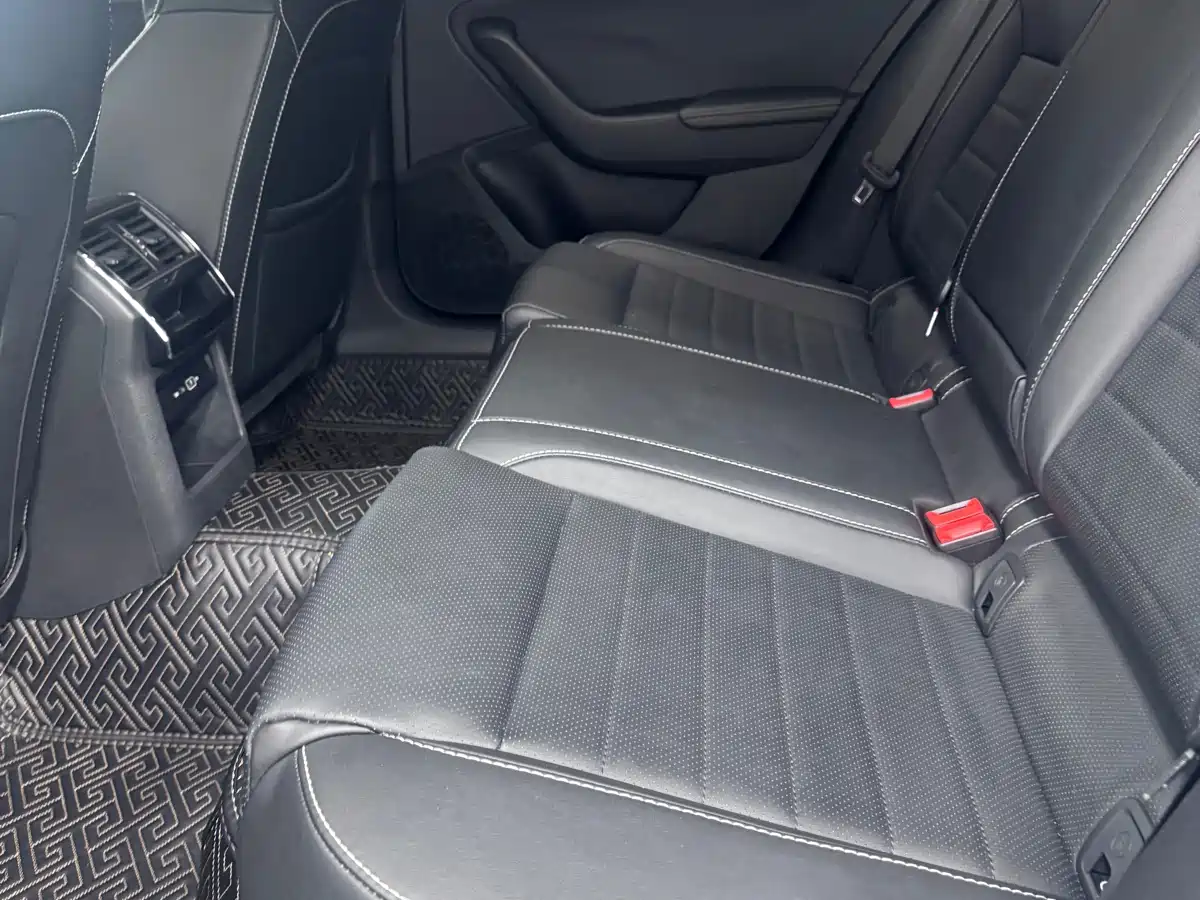 Škoda Superb 2023 Facelift TSI280 DSG Premium Edition фото 13
