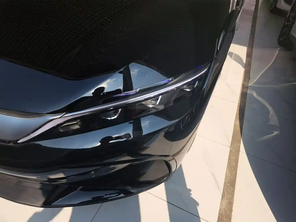 BYD Han 2025 DM-i 125KM LiDAR Smart Driving фото 24