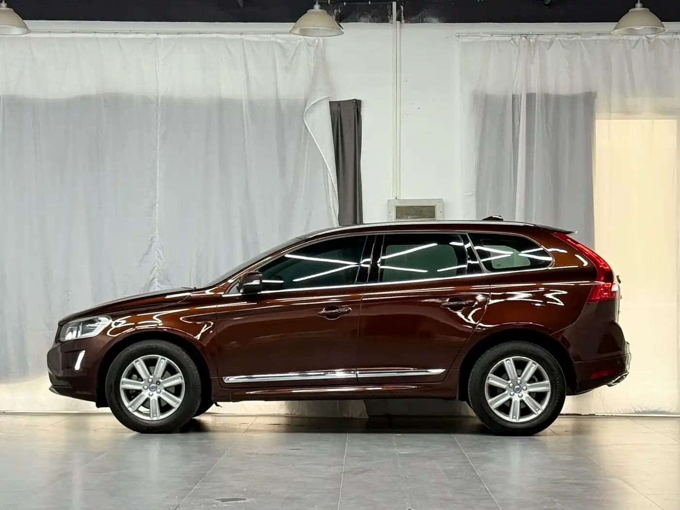 Фото 2 - Volvo XC60
