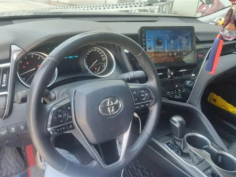 Toyota Camry 2021 2.0G Luxury Edition фото 12