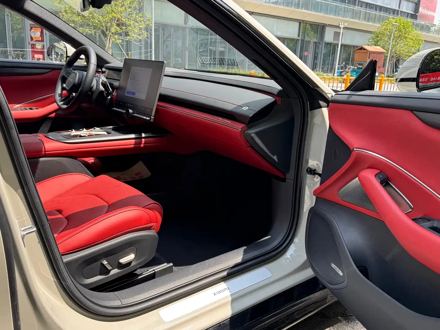 XIAOMI CAR XIAOMI SU7