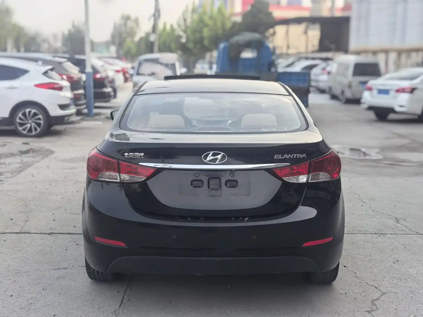 Hyundai Langdong 2012 1.6L Manual Fashion фото 4