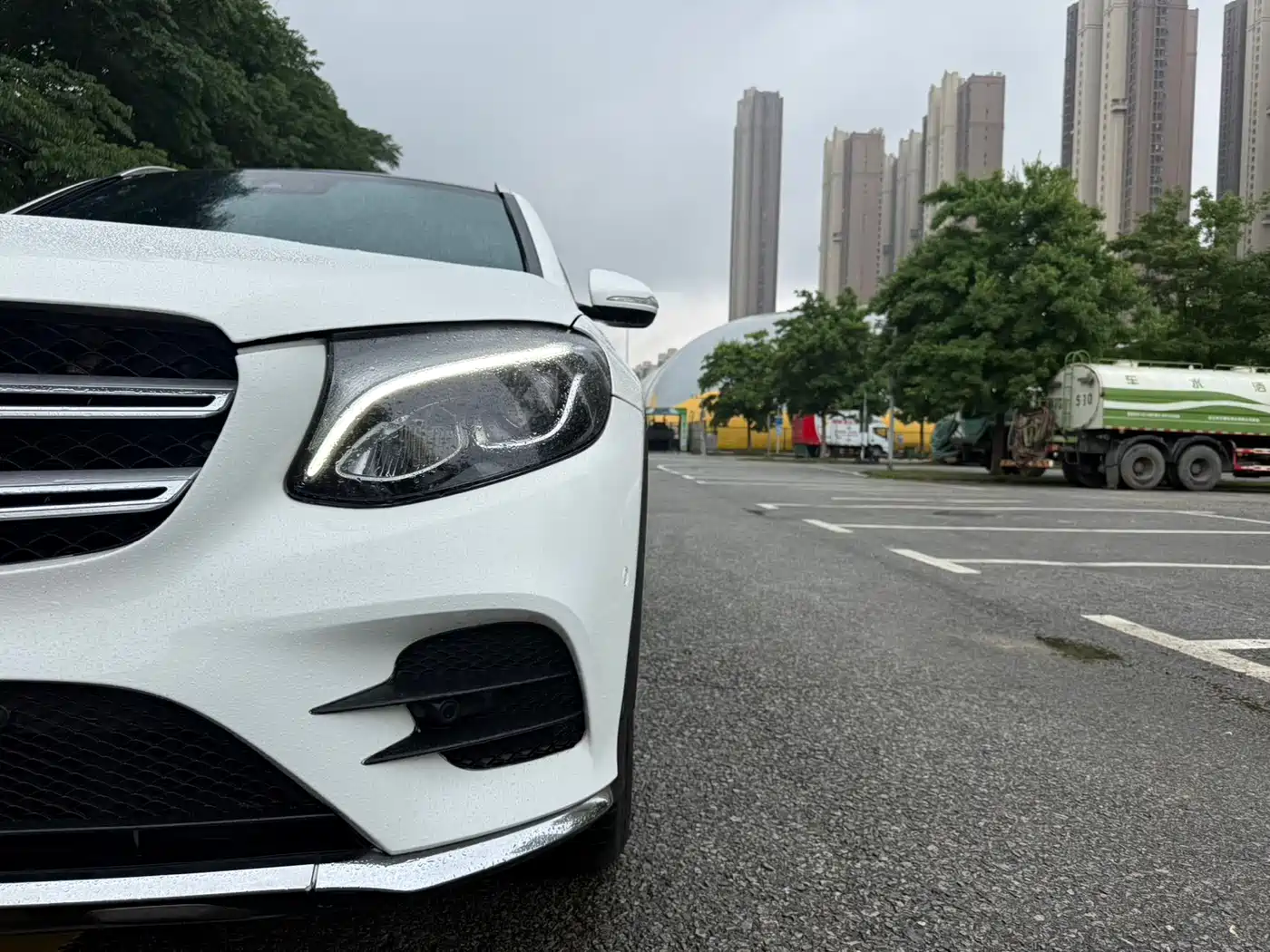 Mercedes-Benz GLC 2018 GLC 260 4MATIC Luxury фото 4