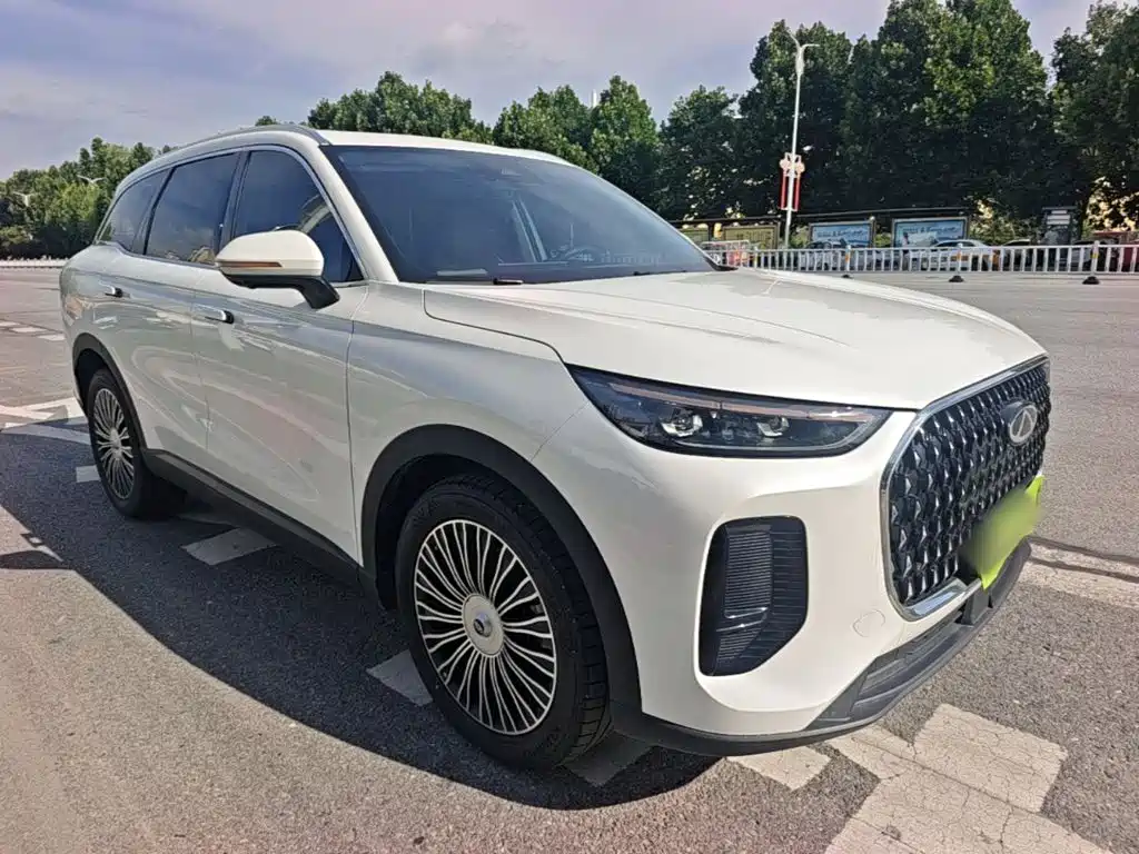 Chery Tiggo 8L 2025 2024 Model 2.0T 2WD Luxury 5-Seater