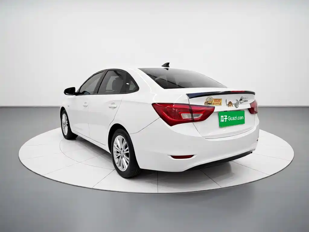 Photo 4 - Buick Excelle