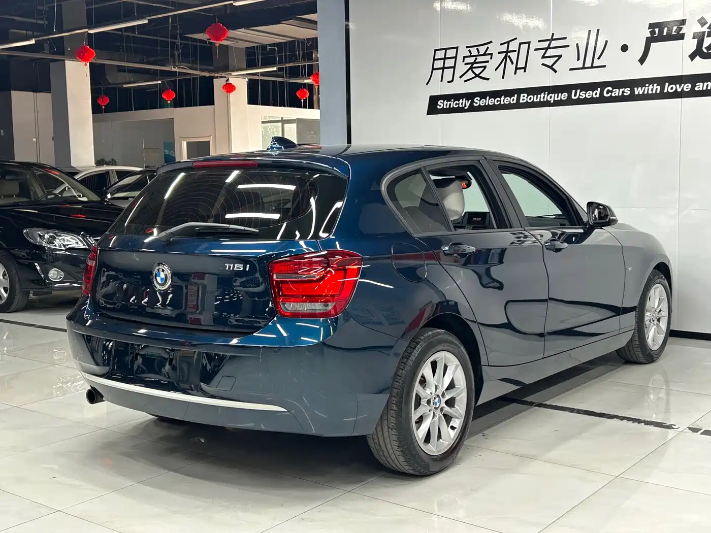 BMW 1 Series (Import) 2013 Facelift 116i Urban Model фото 5