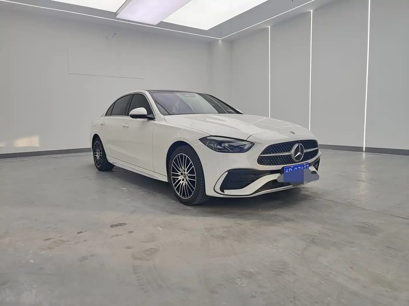 Mercedes-Benz C-Class 2023 Facelift C 260 L Sport Edition фото 3