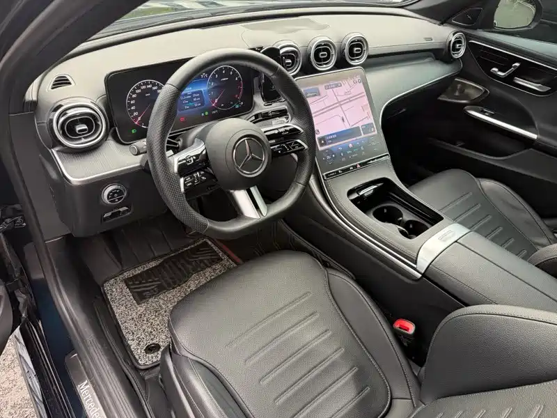 Mercedes-Benz C-Class 2023 C 260 L Night Edition Sport фото 4