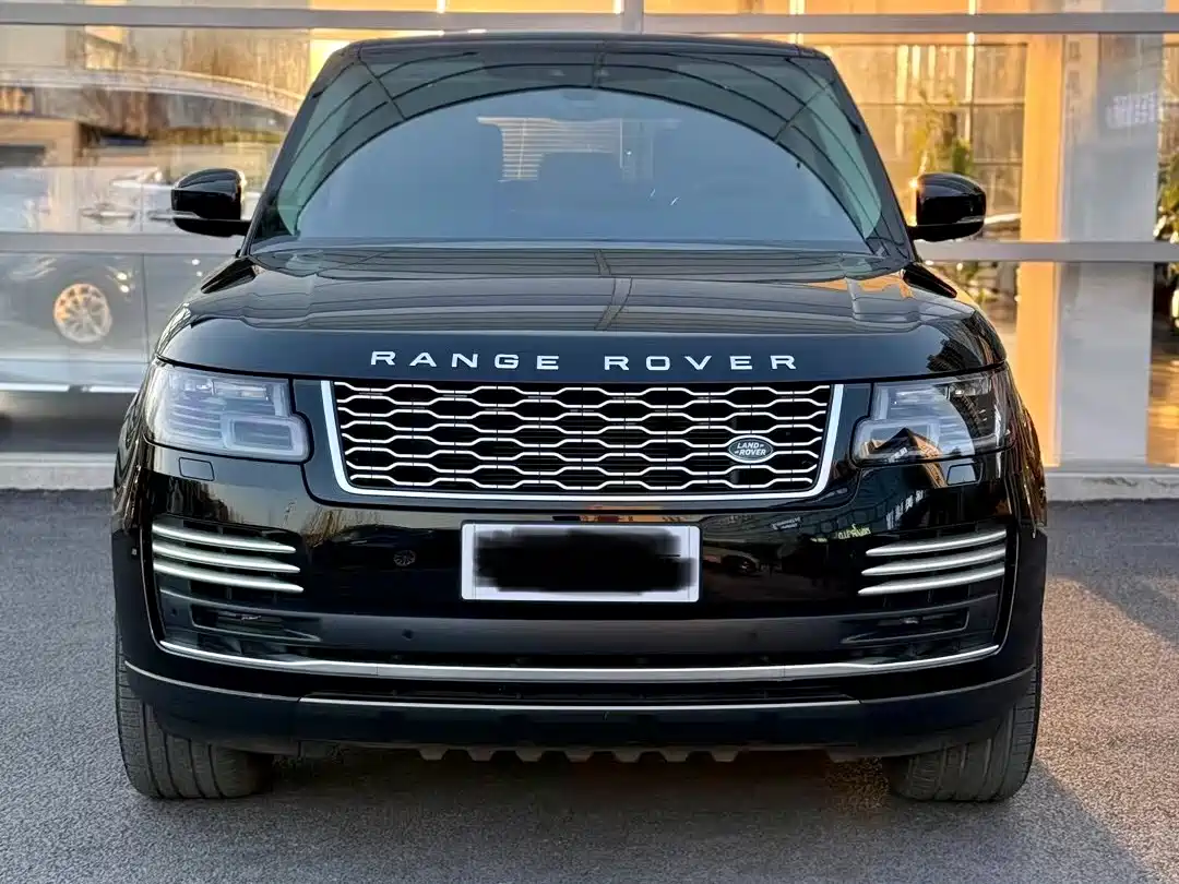 Land Rover Range Rover 2018 3.0 SC V6 Vogue Heritage Extended Edition фото 2