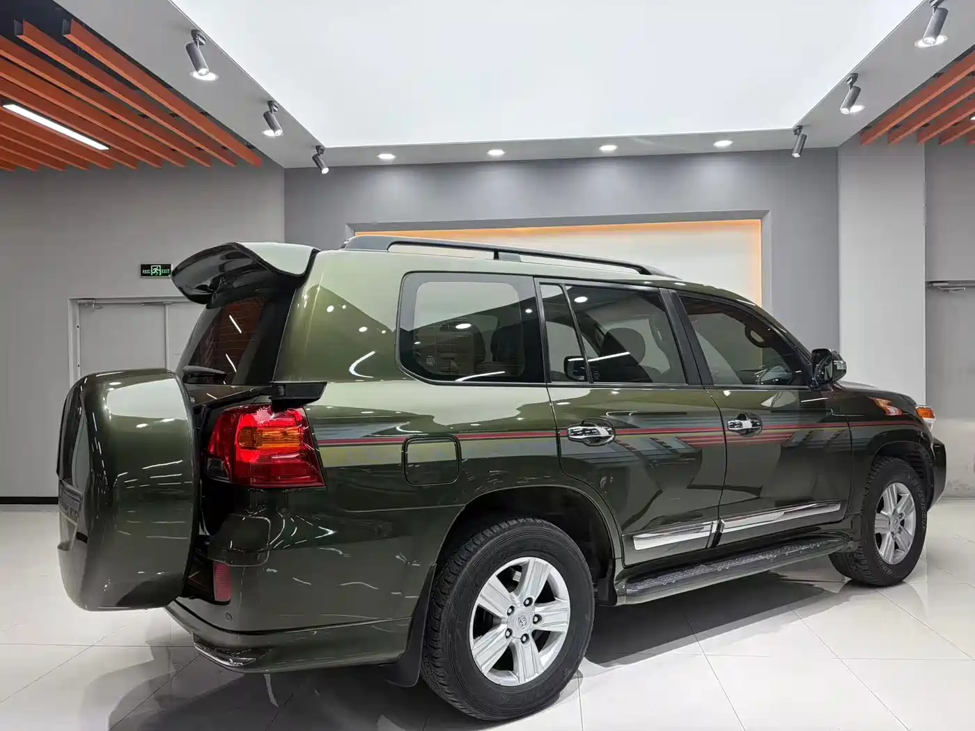 Toyota Land Cruiser (Import) фото 4