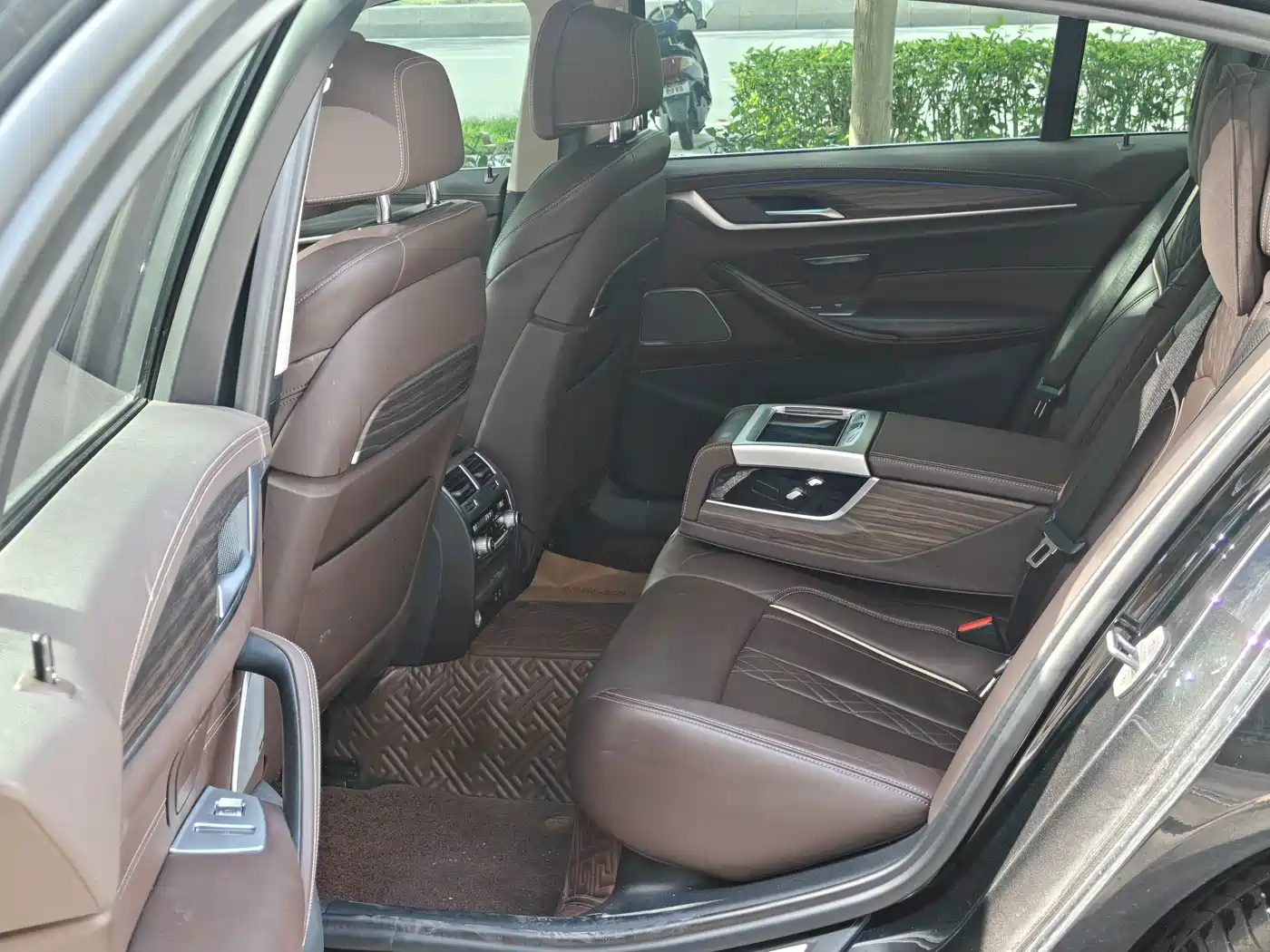 BMW 5 Series 2020 530Li Premium Luxury Package фото 8