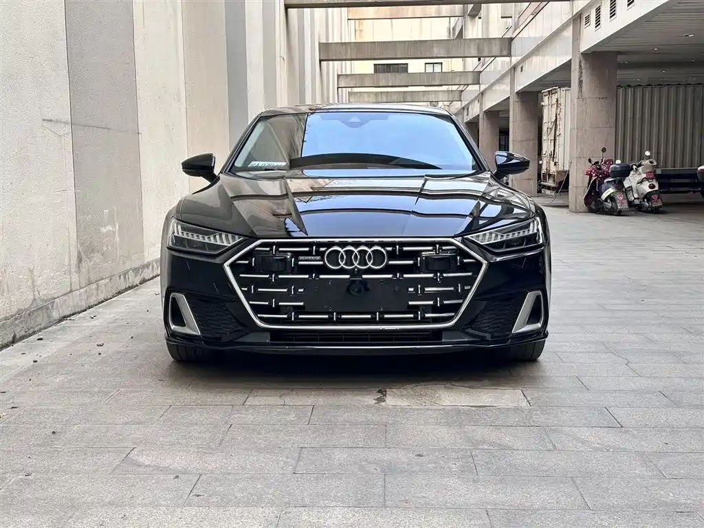 AUDI A7L