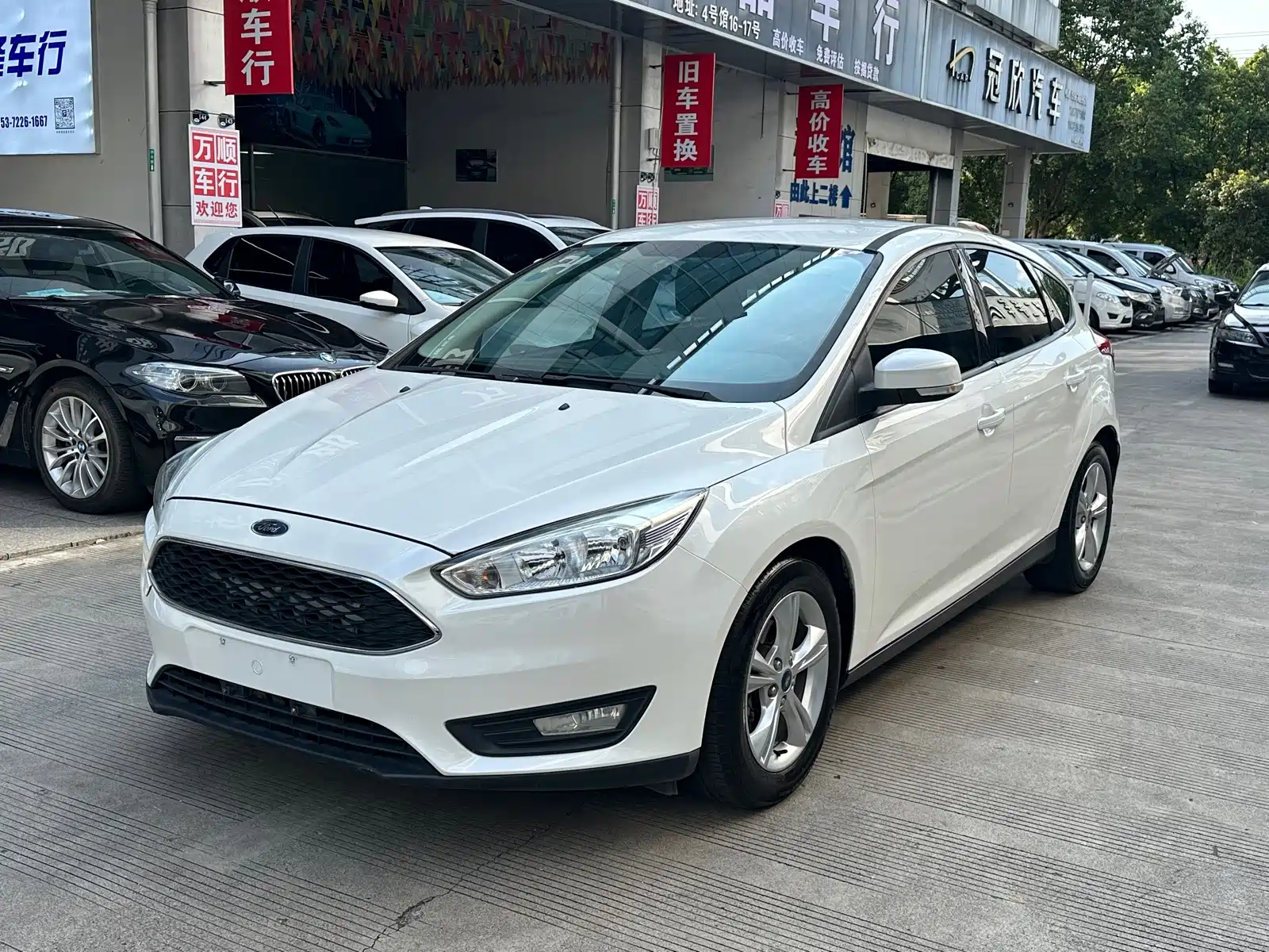 Фото 1 - Ford Focus