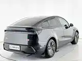 Photo 15 - Tesla Model Y