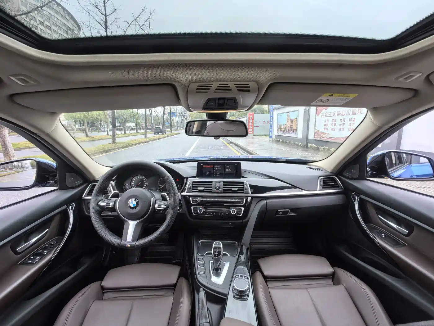 BMW 3 Series 2019 320Li M Sport Package фото 10