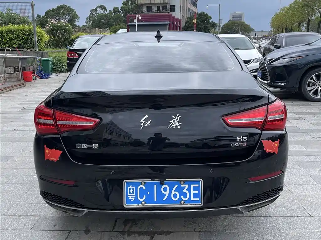 Hongqi H5 2020 1.5T DCT Qi Rhythm Edition фото 8