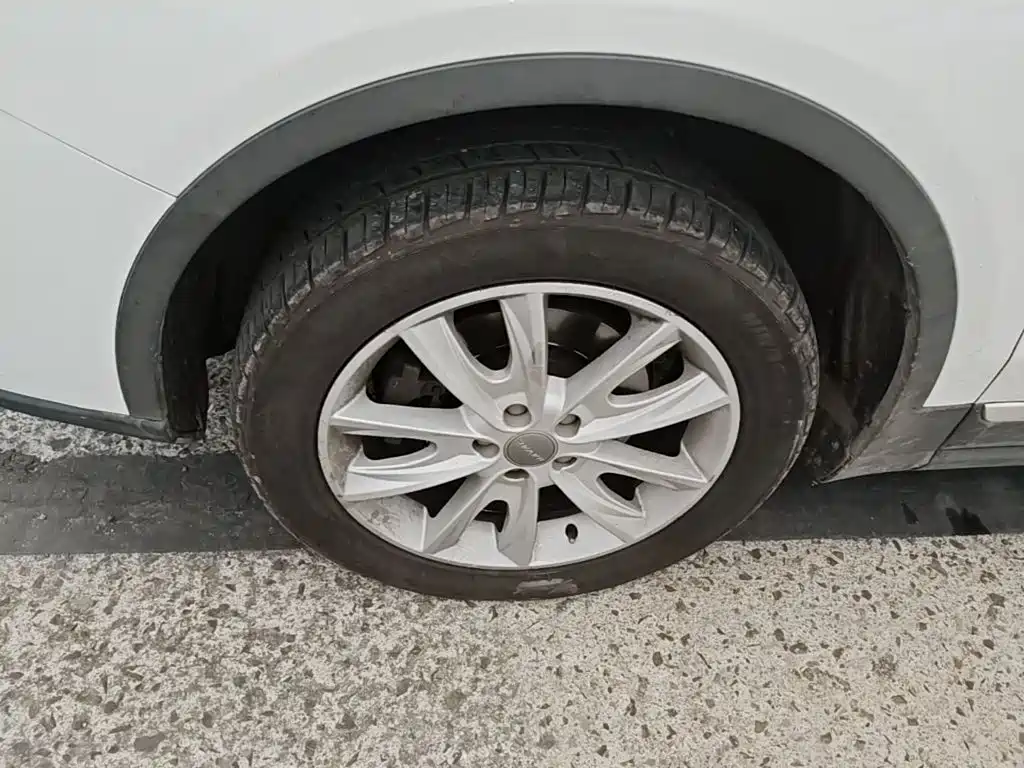 Photo 23 - Haval H7