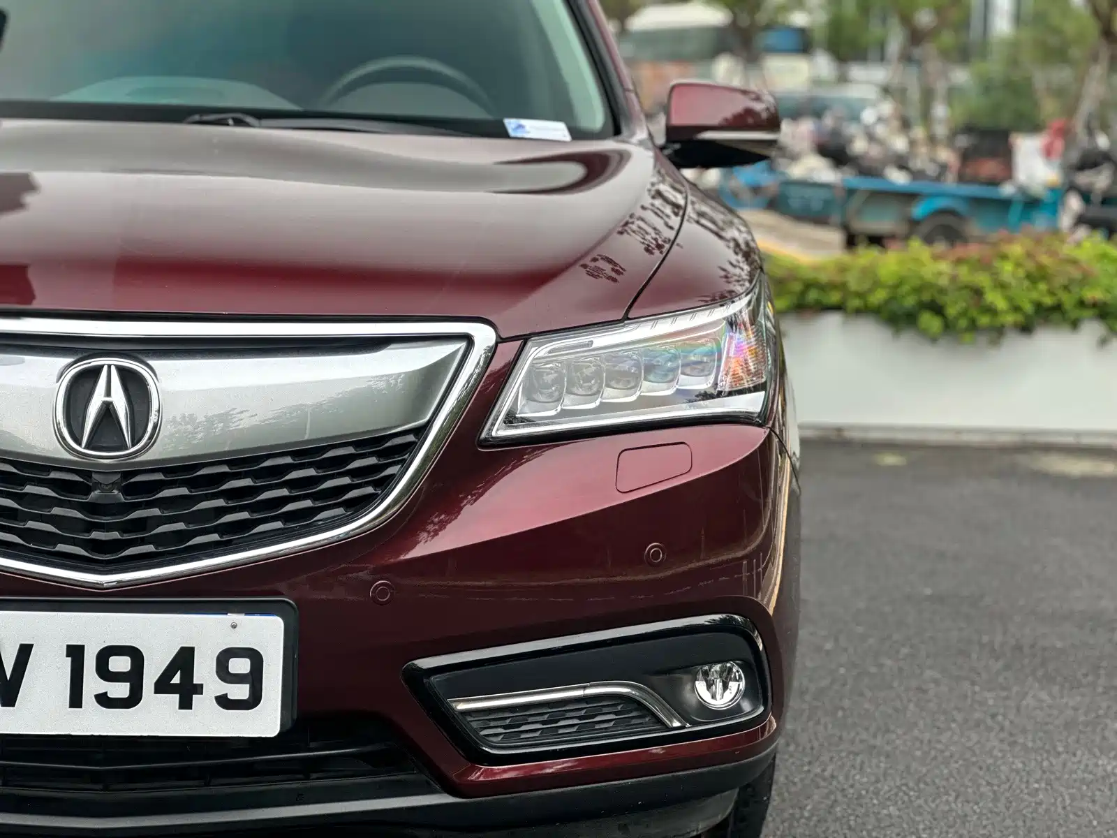 Photo 3 - Acura MDX