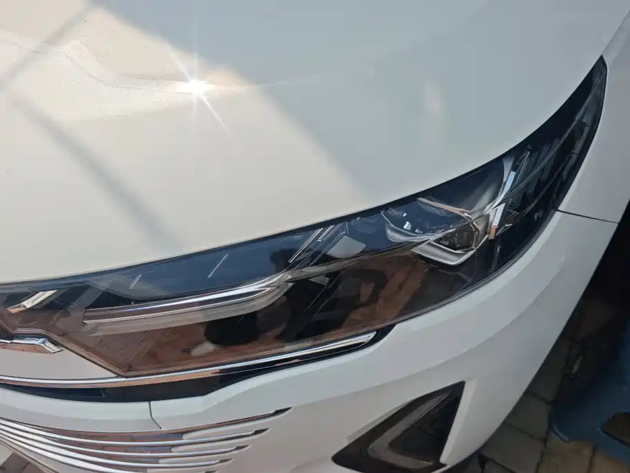 Besturn Bestune T99 2024 2023 2.0T Automatic Premium (6AT)