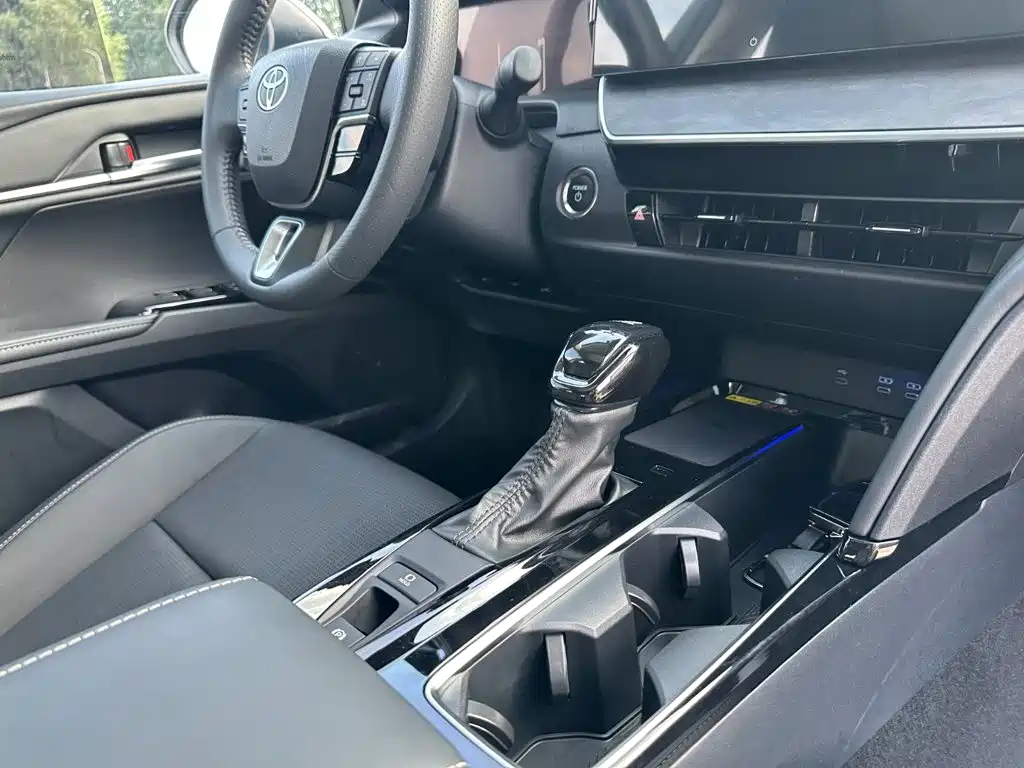Toyota Camry 2026 2026 Hybrid 2.0HG Premium Edition