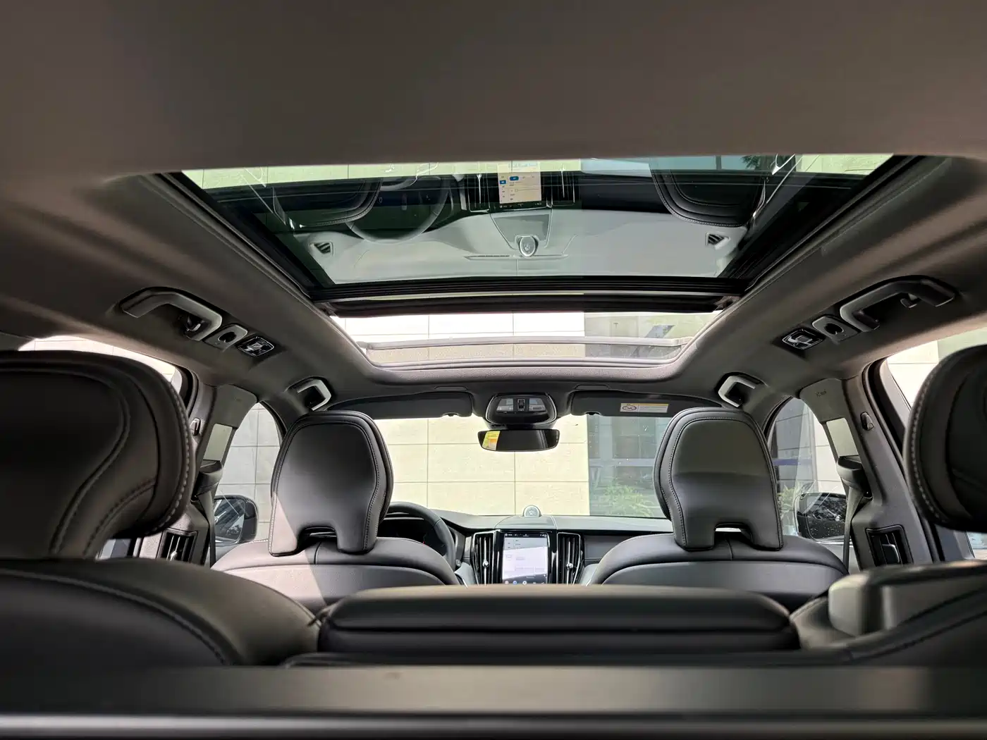 Photo 16 - Volvo XC60