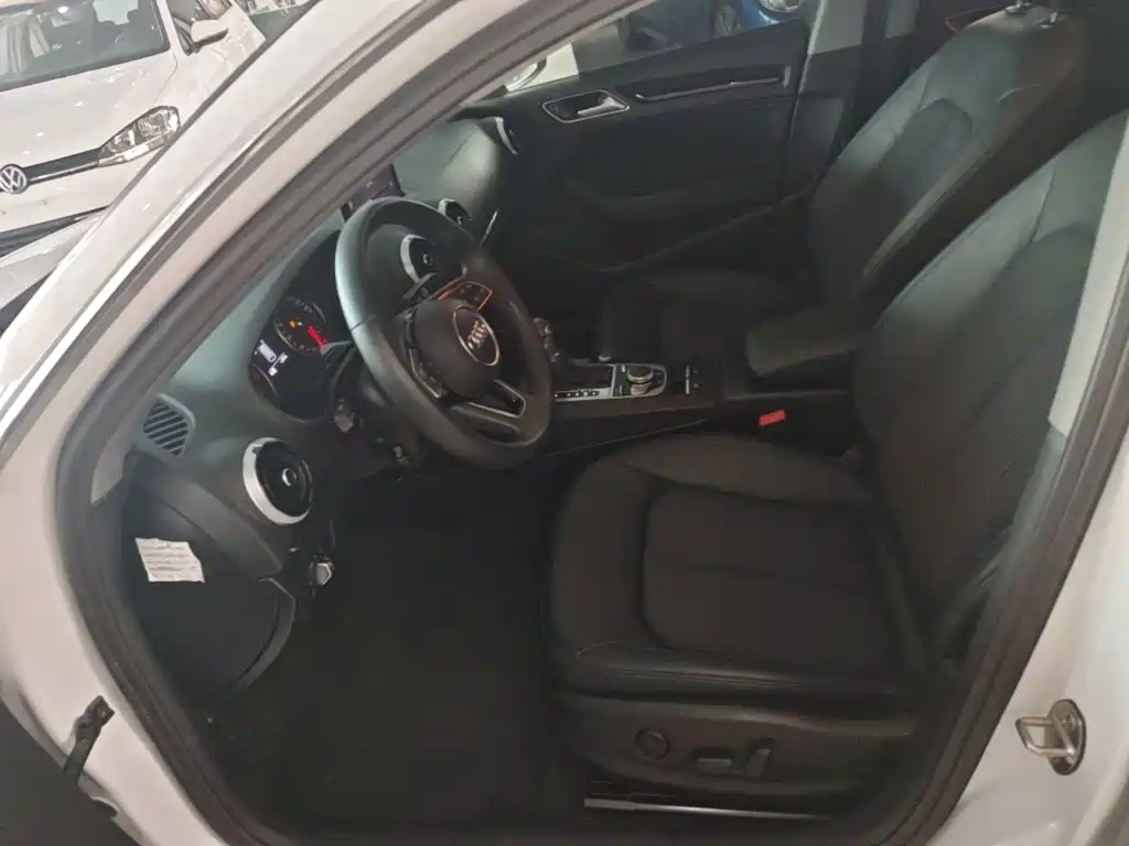 Фото 15 - Audi A3