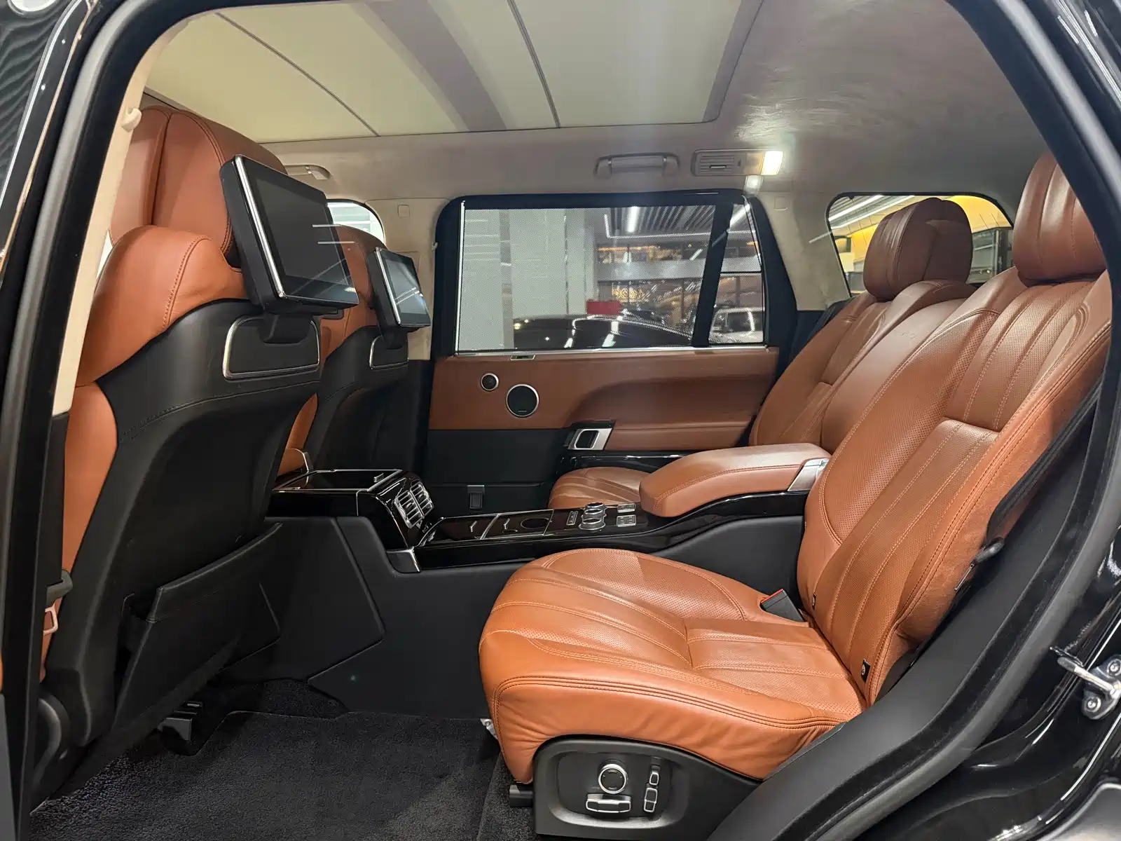 Фото 8 - Land Rover Range Rover