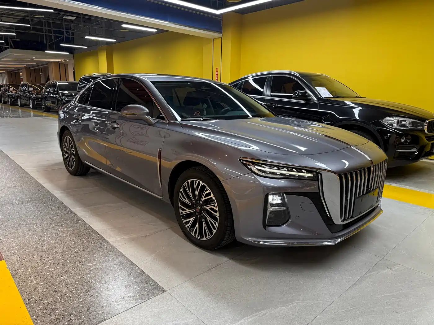 Hongqi H5 2023 2.0T Auto Smart Connect Flag Comfort фото 3