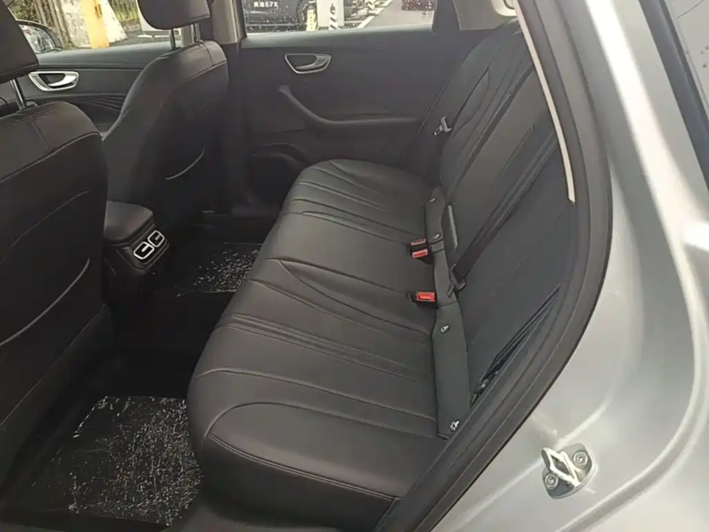 Roewe D7 2026 2025 DMH 125km World Champion Edition