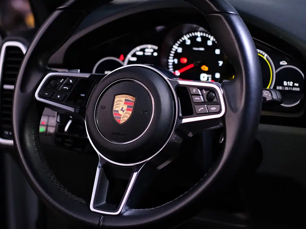 Porsche Cayenne 2019 Cayenne 3.0T фото 5