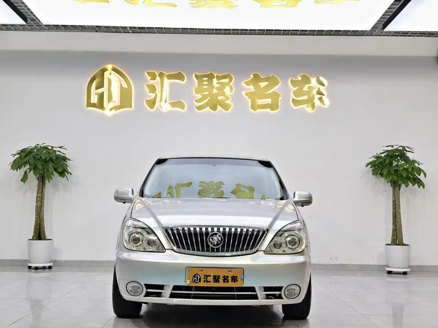 Buick GL8 2014 2.4L Classic Edition фото 3