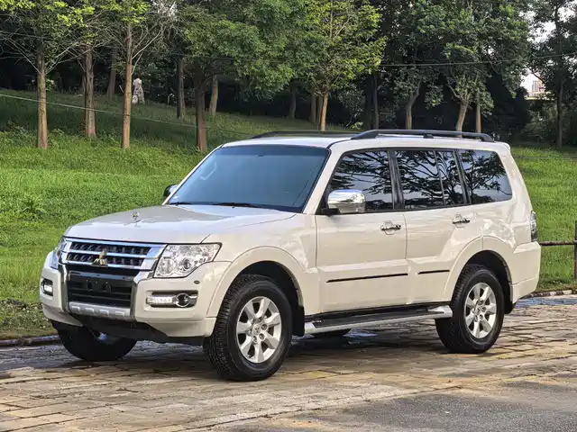  Mitsubishi Pajero (Import) 2020 3.0L Auto Premium Off-road Edition