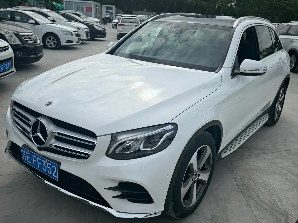 Mercedes-Benz GLC 2017 GLC 260 4MATIC Luxury