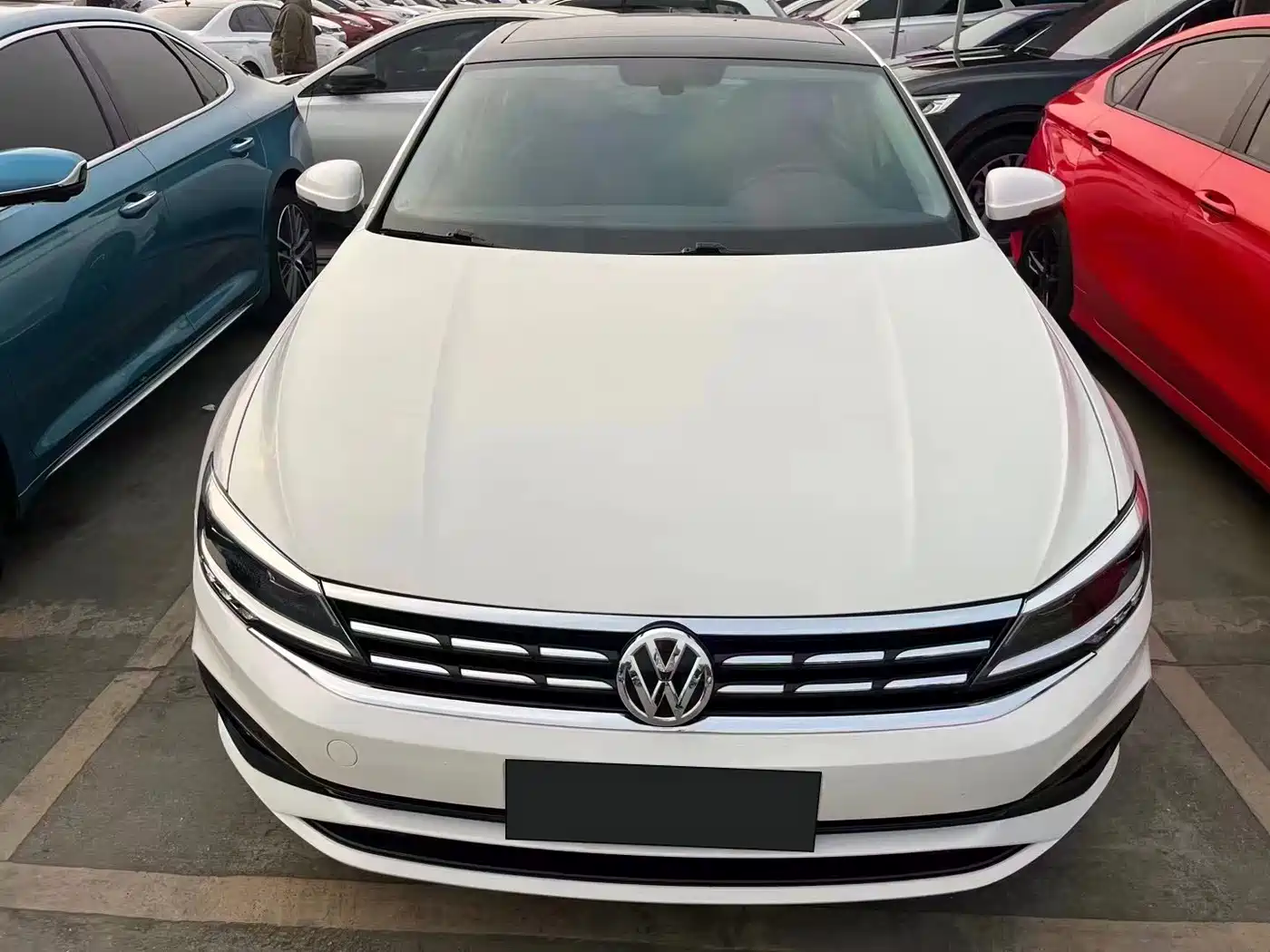 Volkswagen Lamando 2021 280TSI DSG Luxury Phantom Edition фото 2