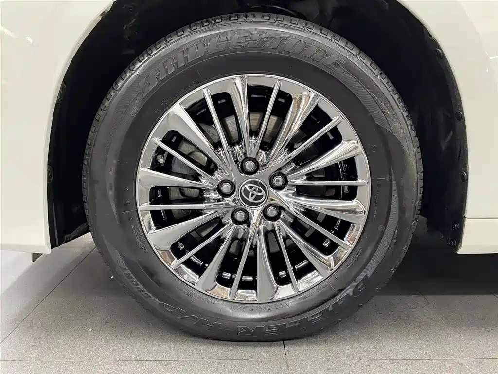 Toyota Alphard 2021 Hybrid 2.5L Premium фото 15